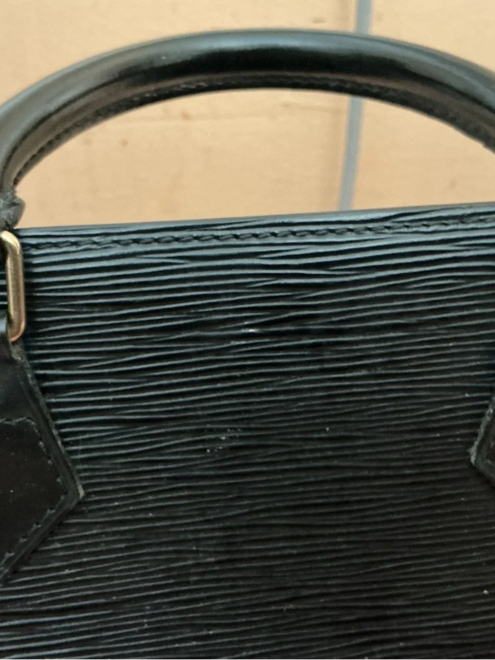 Louis Vuitton Black Epi Leather Shoulder Bag with Gold Hardware - Picture 7 of 9